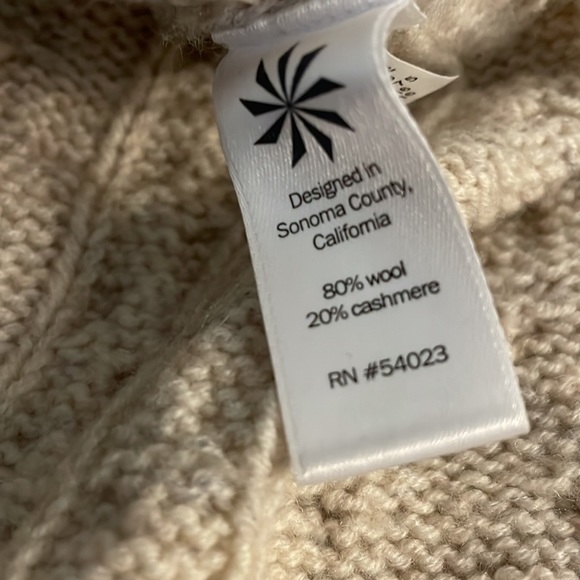 Athleta Cable knit cashmere blend asymmetrical sweater - Picture 9 of 10